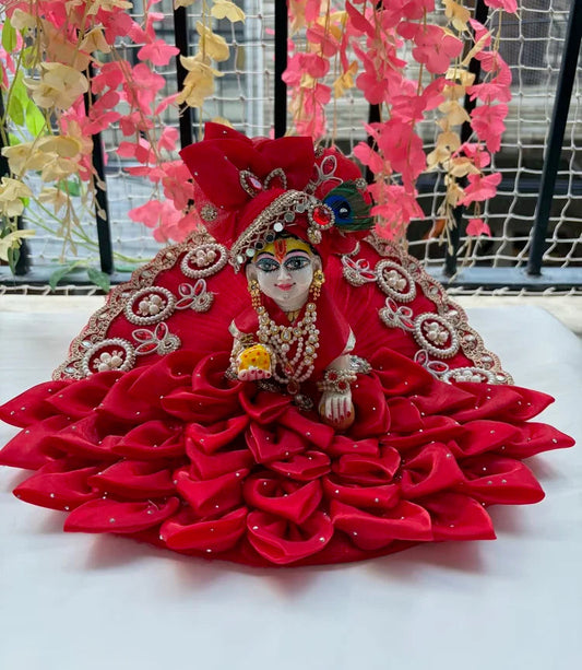 Red petals poshak