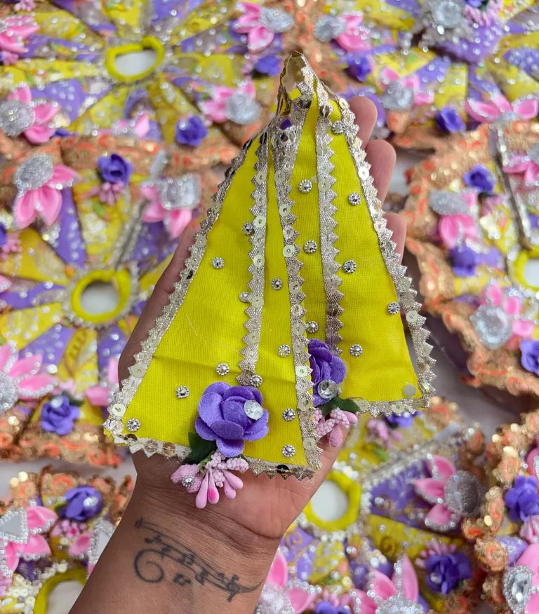 Lemon purple cone poshak with mukut