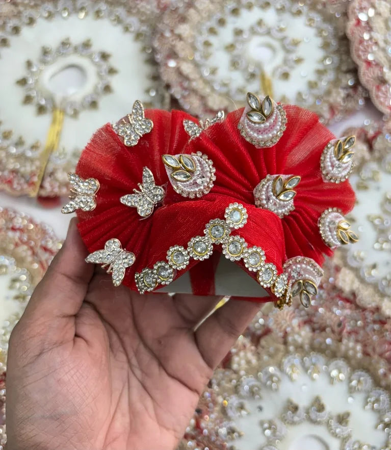 Off white and red chand kundan poshak